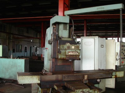 Milling Machines (Various Types) - Bed Type Vertical Milling Machine