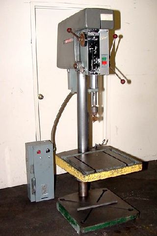 Single Spindle Drill Presses - 20 Swing 1.5HP Spindle Buffalo 200 Vari-Speed DRILL PRESS, #3MT,T-Slotted