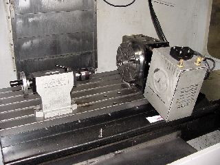 8.3 W or Dia Haas HR-210 4th AXIS CNC ROTARY TABLE, w/Tailstock - Haga clic para agrandar la imagen