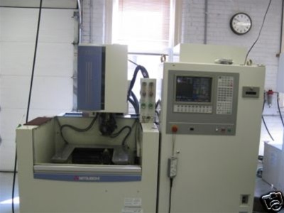 Mitsubishi FX10 WIRE-TYPE EDM, - Haga clic para agrandar la imagen