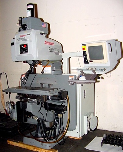 18" X Axis 3HP Spindle Bridgeport EXPLORER I CNC VERTICAL MILL, DX 32 Control 3-Axis,Rigid Ram, Chome Wayc, PDB - Haga clic para agrandar la imagen