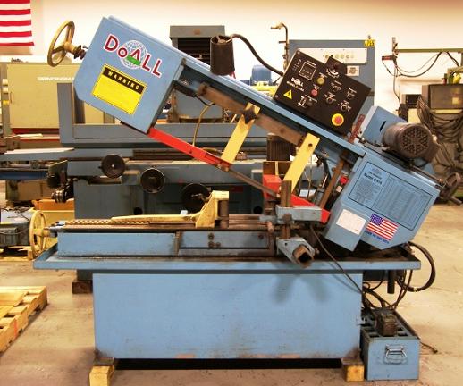 16" Width 9" Height DoAll 916A HORIZONTAL BAND SAW, Power Feed, 1" Blade, 2 HP Blade Motor,1/2 HP Feed - Haga clic para agrandar la imagen