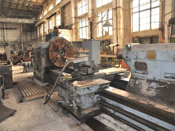 HORIZONTAL LATHE KRAMATORSK 1A660 - Haga clic para agrandar la imagen