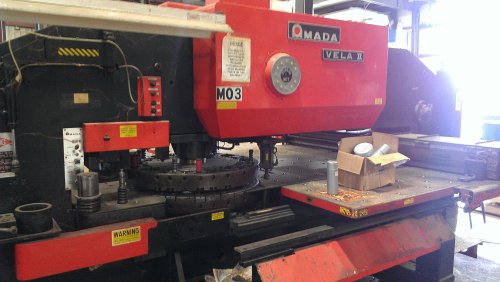 33 Ton, AMADA,VELA II 355 FANUC OP - Haga clic para agrandar la imagen