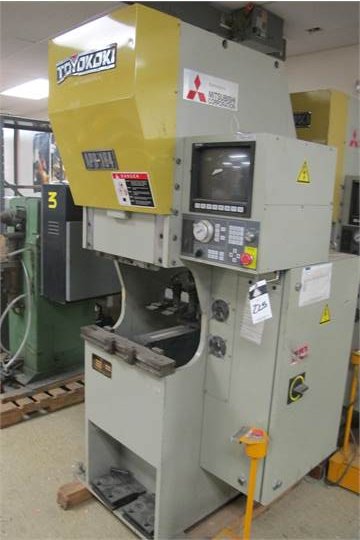  18 Ton X 15.75\" TOYOKOKI APB-184, FULLY ELECTRIC, 3-AXIS, MFG:1993 - Haga clic para agrandar la imagen