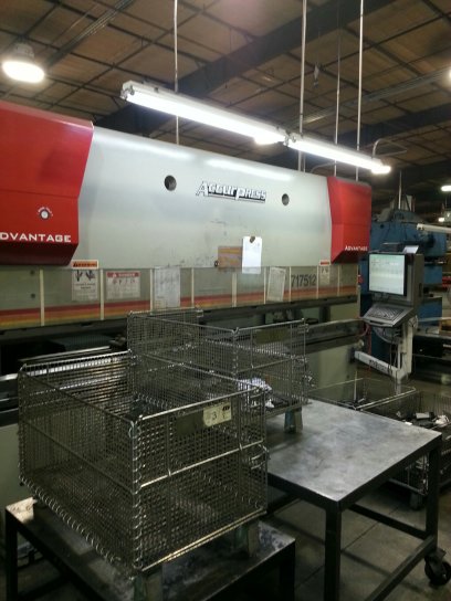 175 Ton x 12\', ACCURPRESS ADVANTAGE 717512, ETS3000 3-AXIS, 2004 - Haga clic para agrandar la imagen