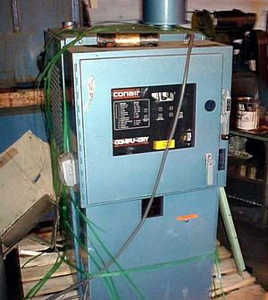 100 Lbs Hr Conair D01A8201310 PLASTIC DRYER, 100 #, 208 volt - Haga clic para agrandar la imagen