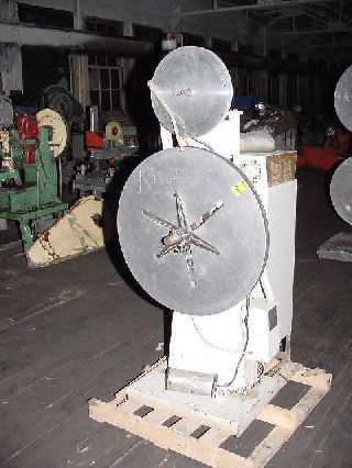 150Lb Cap. Rapid Air R35FE RECOILER, POWERED INTERLEAF - Haga clic para agrandar la imagen