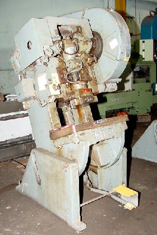 22 Ton 2 Stroke Bliss C-22 OBI PRESS, Mechanical Clutch - Haga clic para agrandar la imagen