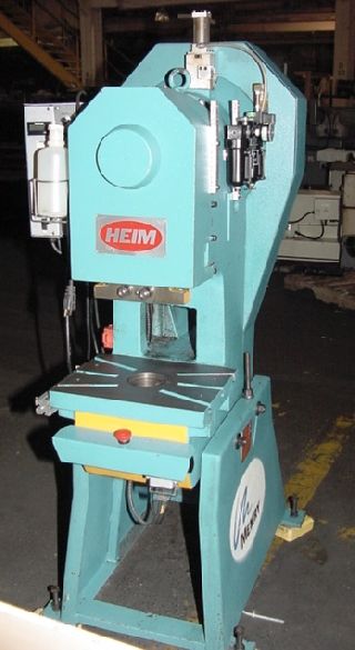 15 Ton 2.5 Stroke Heim 15M OBI PRESS, Mechanical Clutch - Haga clic para agrandar la imagen