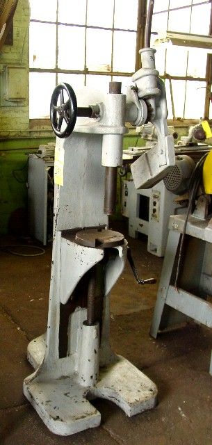 7 Ton 16 Stroke Greenerd 4 ARBOR PRESS - Haga clic para agrandar la imagen