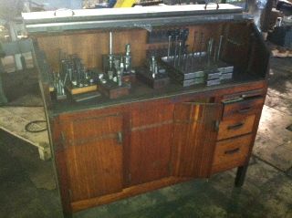 Moore CABINET WITH TOOLING JIG BORER - Haga clic para agrandar la imagen