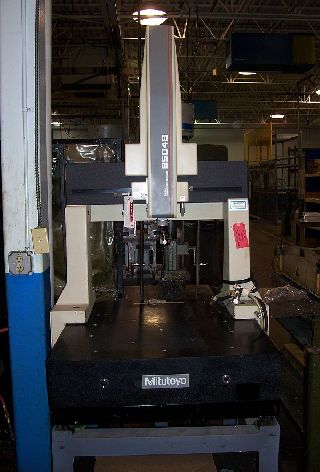 Mitutoyo B504B CMM - Haga clic para agrandar la imagen