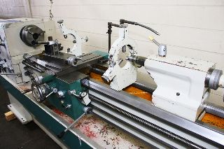 15 Swing 60 Centers Lansing P15 ENGINE LATHE, Inch/Metric,Gap,3-Jaw,Stead - Haga clic para agrandar la imagen