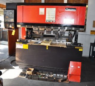 55 Ton 78.7 Bed Amada FAB-50D PRESS BRAKE, NC9-EXII 2-Axis CNC Back Gauge - Haga clic para agrandar la imagen