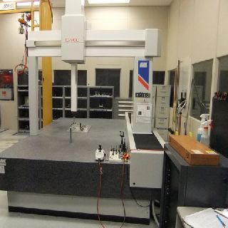 80 X Axis 48 Y Axis Nikon LK Model #G90-C 20.12.10 CMM, 40Z, Camio Softw - Haga clic para agrandar la imagen